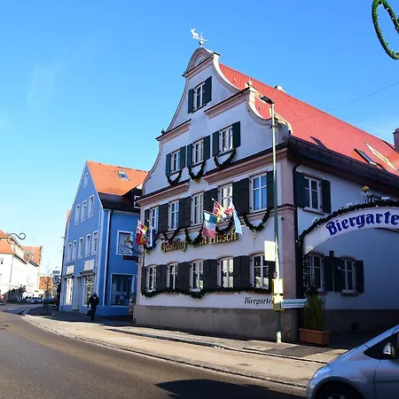 Hotel Gasthof Und Zum Hirsch 3*