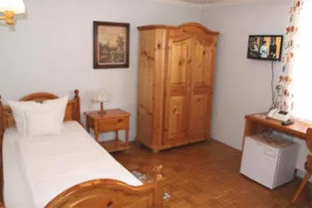 Gasthof Und Zum Hirsch Hotel Ichenhausen